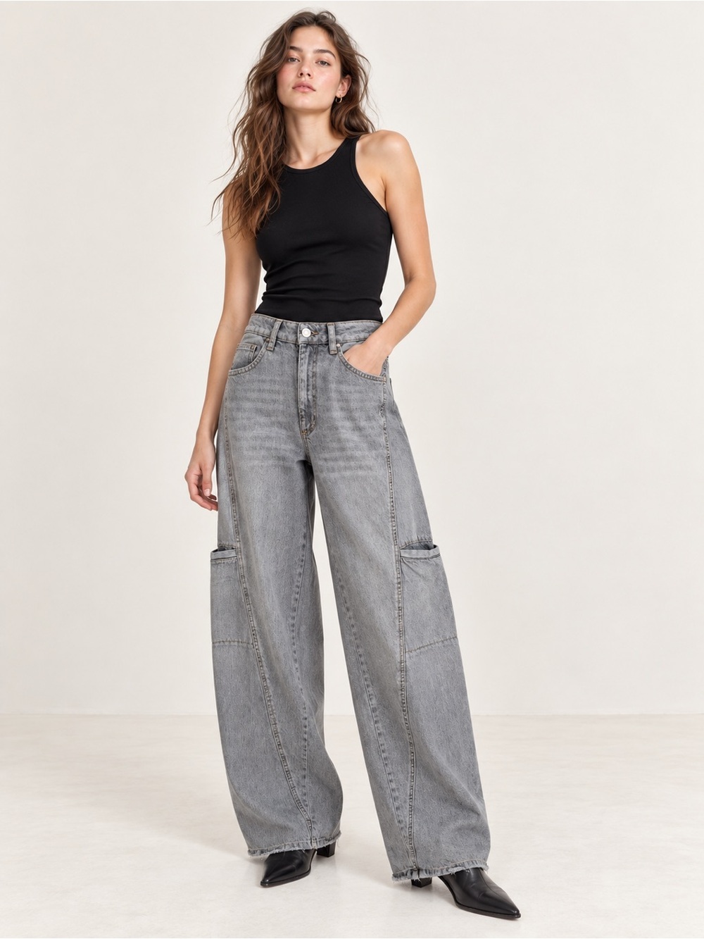 Zara Gray Cargo Barrel Leg Jeans Utility Pockets Raw Hem Size 6